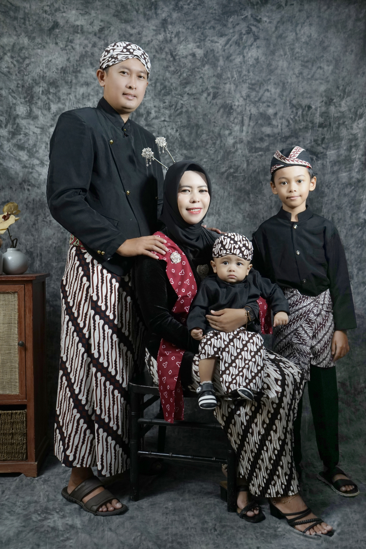 https://khitanazka10.khitanan.id/dirmember/00000002/ipenx/photo-17001-10826-l-202505020705.jpg